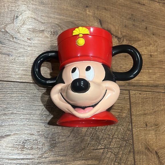 Disney on Ice Mickey Cup - Picture 2 of 7